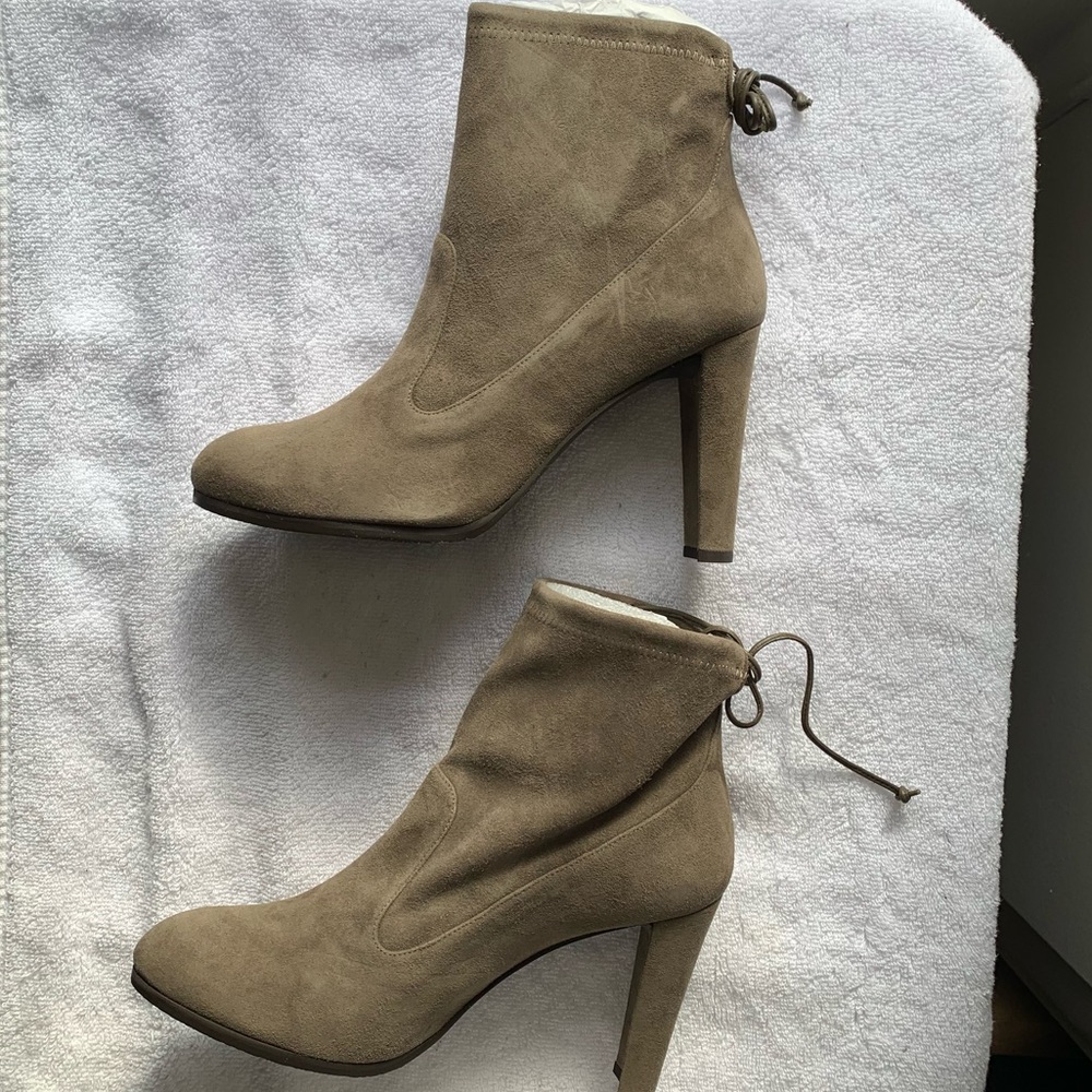 Stuart Weitzman Glove Tie-Back Suede Ankle Boot/Bootie US 10 - Picture 4 of 9